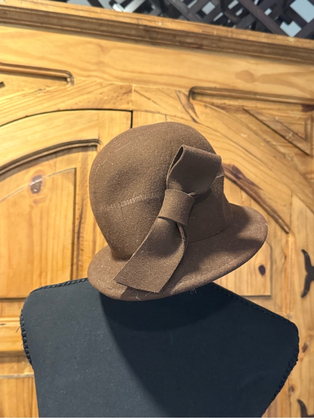 Nordstrom Brown wool Cloche Hat with Side Bow